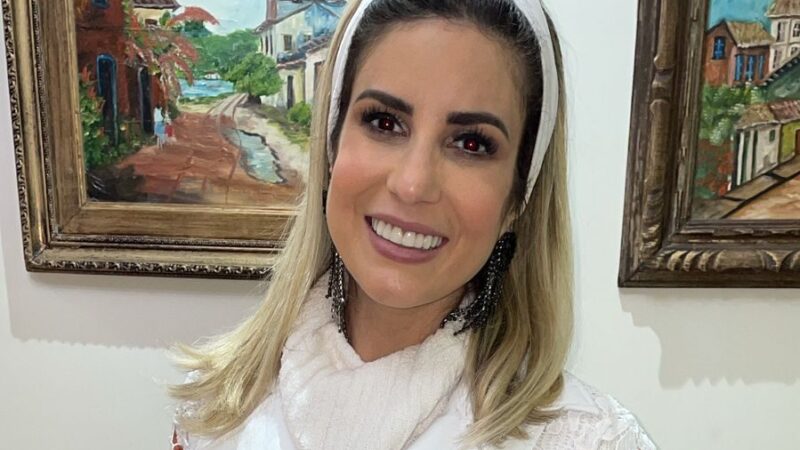 Especialista em implantes e próteses sobre implantes, Dra Bruna Almeida, é destaque na área da saúde e beleza