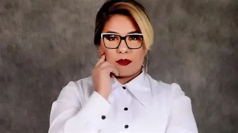 Val Pinheiro e Top FM arrastam multidão na Avenida Paulista em grande ação musical