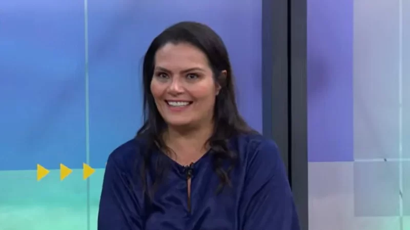 Kaka Meyer brilha no Fofoca Awards 2025 e vence prêmio ‘programa de fofoca rádio’