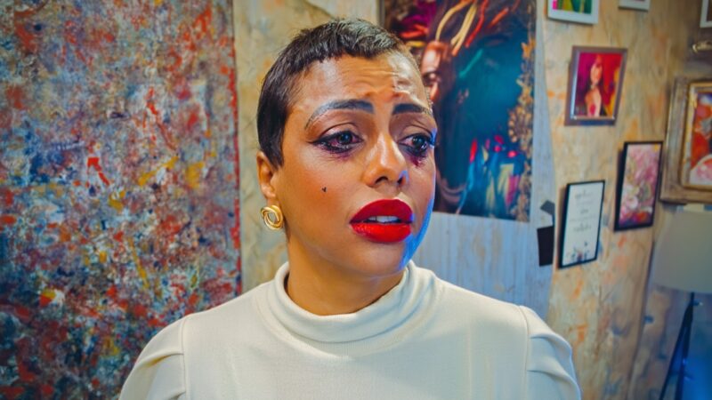 Vozes que ecoam: quando o som vira memória, luta e libertaçãoNa jornada do dia 25 de novembro a arte encontra a causa: a cantora Nanda Black e o produtor DJ Marlboro transformam dor em resistência com um videoclipe gerado por inteligência artificial como homenagem às mulheres que enfrentam a violência.