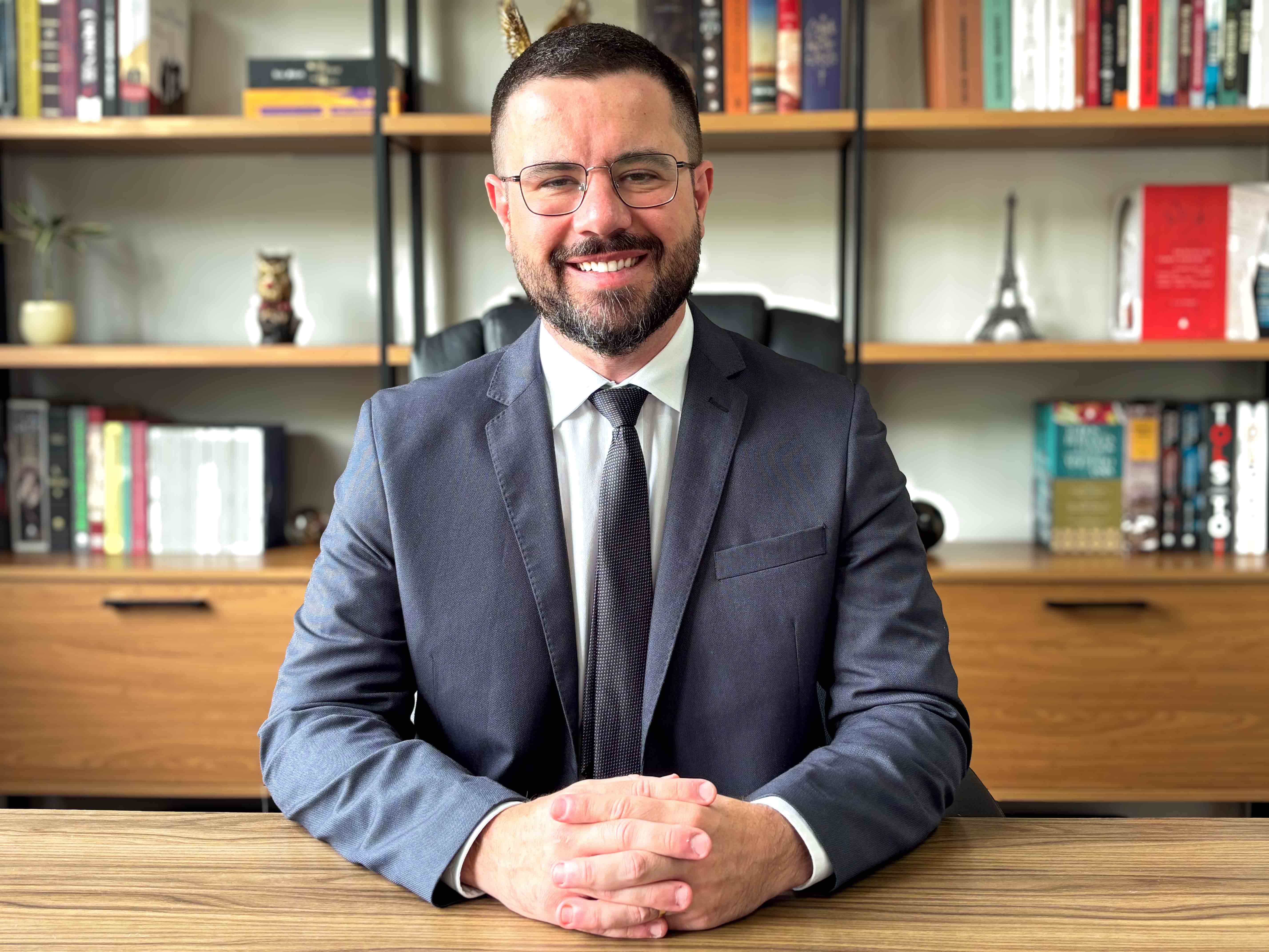 Dr. Daniel Rodrigues lidera reestruturação de dívidas bancárias empresariais