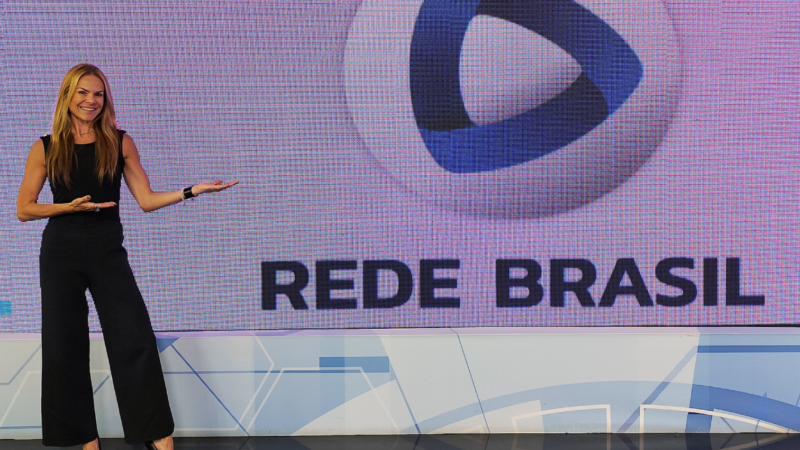 Carol Minhoto estreia o programa “Beleza e Vida” na Rede Brasil de Televisão