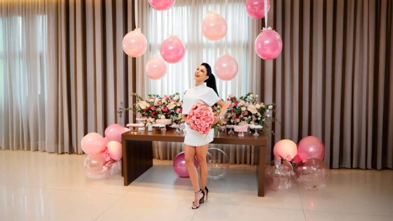 Celebração reúne nomes de destaque da saúde e estética em aniversário da Dra. Daniele Lima