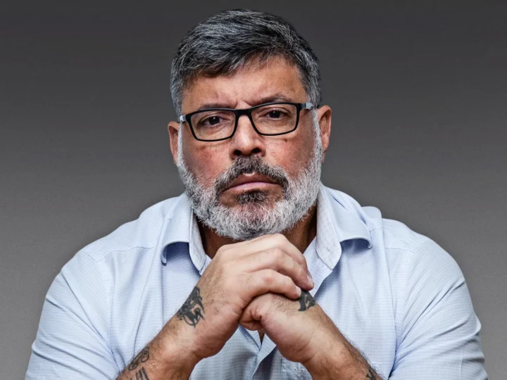 Alexandre Frota cria canal direto no whatsapp para receber demandas relacionadas aos serviços públicos da cidade de Cotia SP