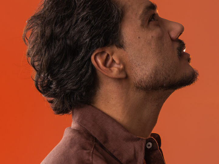 Tio Ander apresenta ‘Tá tudo bem’, novo single de seu projeto autoral